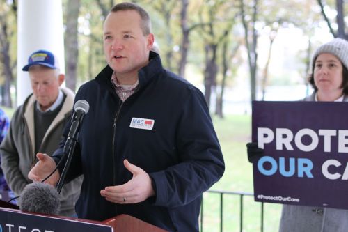 Democratic candidate for U.S. Congress, Mac Schneider, speaking aobut health care issues - photograph by C.S. Hagen