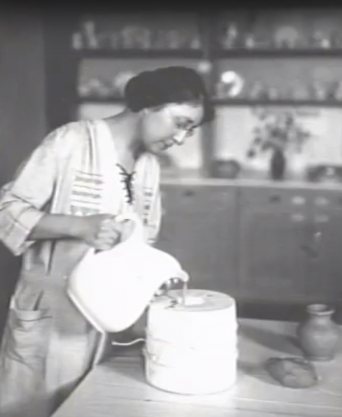 Margaret Cable - History of UND Pottery - The Cable Years documentary screenshot