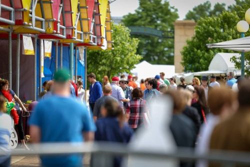 Art on the Red in Grand Forks