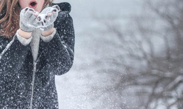 Holiday heart attack: the dark side of Christmas (that may be worse for women)